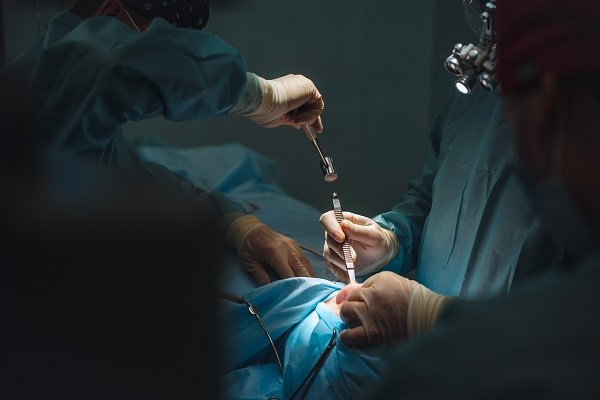 مرگ دختر ۱۶ ساله پس از جراحی زیبایی بینی مرگ دختر ۱۶ ساله پس از جراحی زیبایی بینی