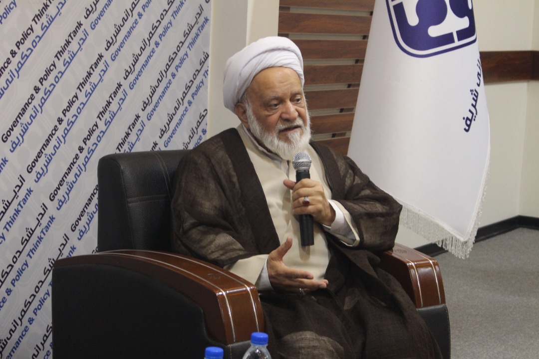 قیمت‌گذاری چه از نظر علمی و چه شرعی عبث و غلط است / دولت در دیپلماسی اقتصادی موفق عمل کرد