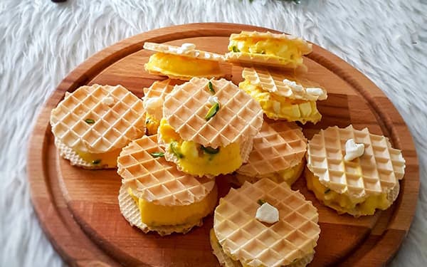 خوردن بستنی در بارداری؛ مجاز یا ممنوع؟ خوردن بستنی در بارداری؛ مجاز یا ممنوع؟