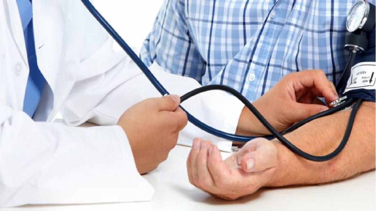 پیامد فشار خون بالا که در پیری خود را نشان می دهد