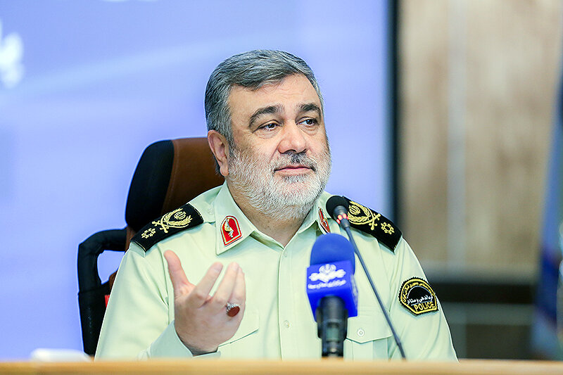 به این زائران اجازه عبور داده نمی شود به این زائران اجازه عبور داده نمی شود