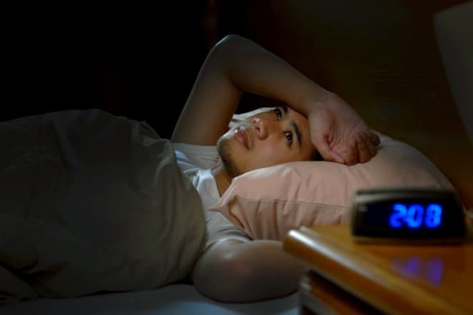 چگونه عادت شب ها دیر خوابیدن را تغییر دهیم؟ چگونه عادت شب ها دیر خوابیدن را تغییر دهیم؟