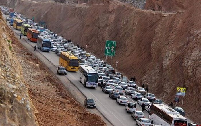 جدیدترین وضعیت تردد در جاده های مرزی/ ترافیک سنگین در مسیر رفت و برگشت ایلام به مهران جدیدترین وضعیت تردد در جاده های مرزی/ ترافیک سنگین در مسیر رفت و برگشت ایلام به مهران