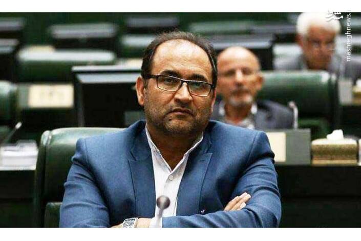 رحیمی جهان آبادی: مجلس حادثه رخ داده برای یک زن در مقر انتظامی را به دقت بررسی کند