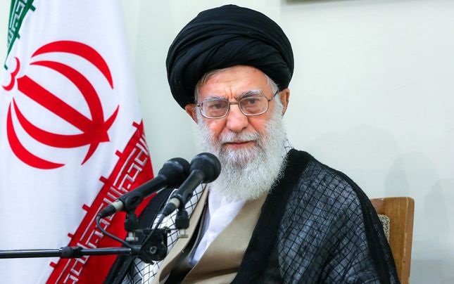 ملاقات رییس جمهور با رهبر معظم انقلاب پس از بازگشت از سفر ازبکستان