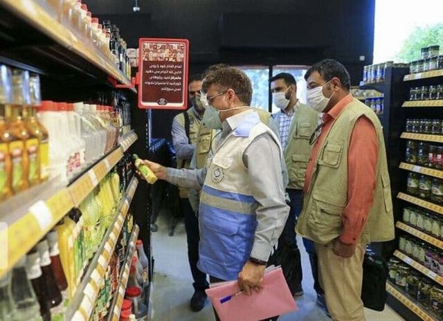 واقعا برای کنترل قیمت‌ها می‌خواهید از نیروهای بسیجی کمک بگیرید؟/ لطفا تولیدکنندگان را فلک نکنید!