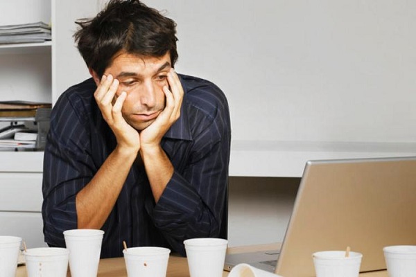 ۲۴ ساعت نخوابیدن چه بلایی سرمان می آورد؟ ۲۴ ساعت نخوابیدن چه بلایی سرمان می آورد؟