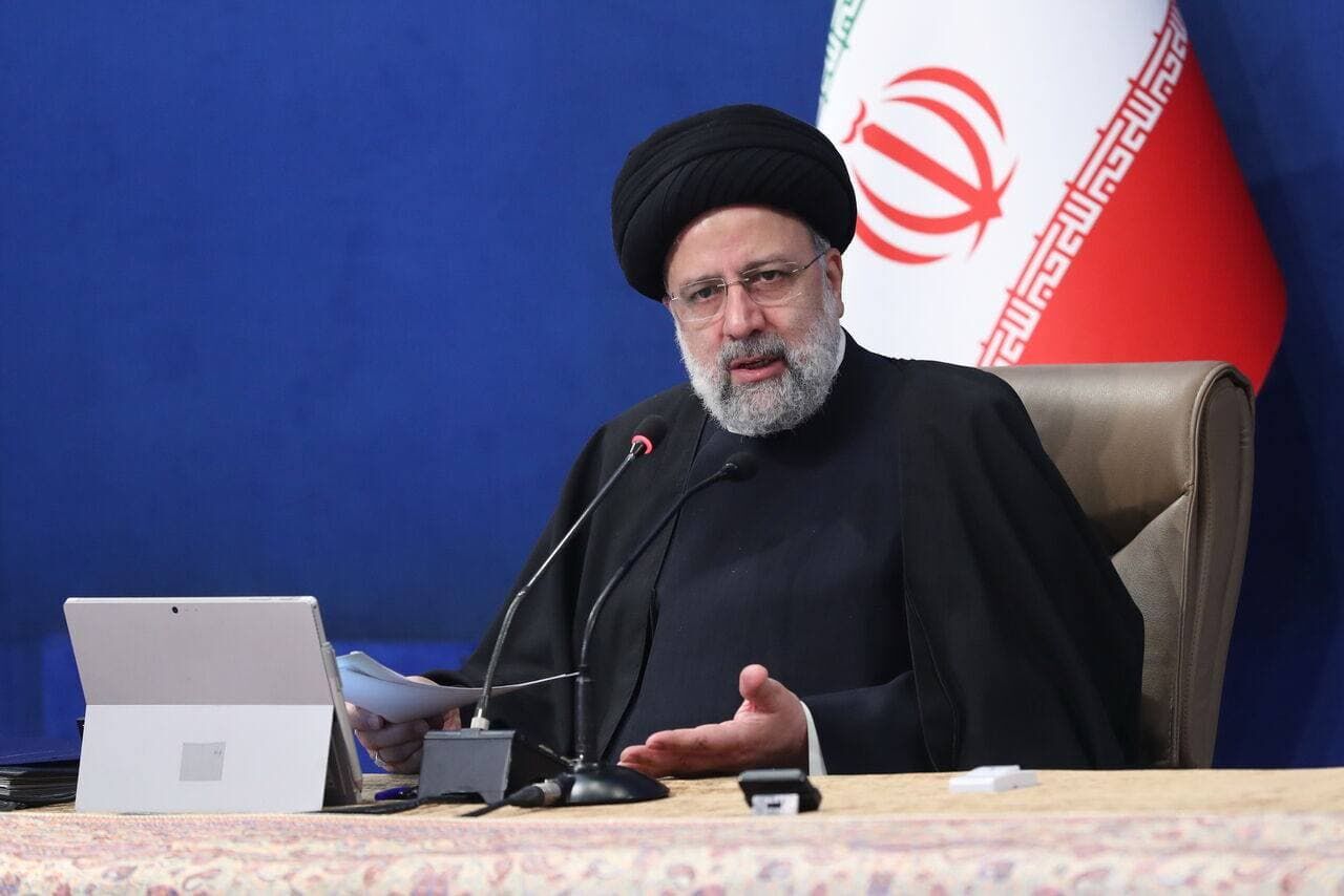تماس رییس جمهوری با خانواده «مهسا امینی» تماس رییس جمهوری با خانواده «مهسا امینی»