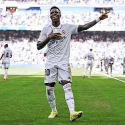 توهین زشت هواداران اتلتیکو به وینیسیوس