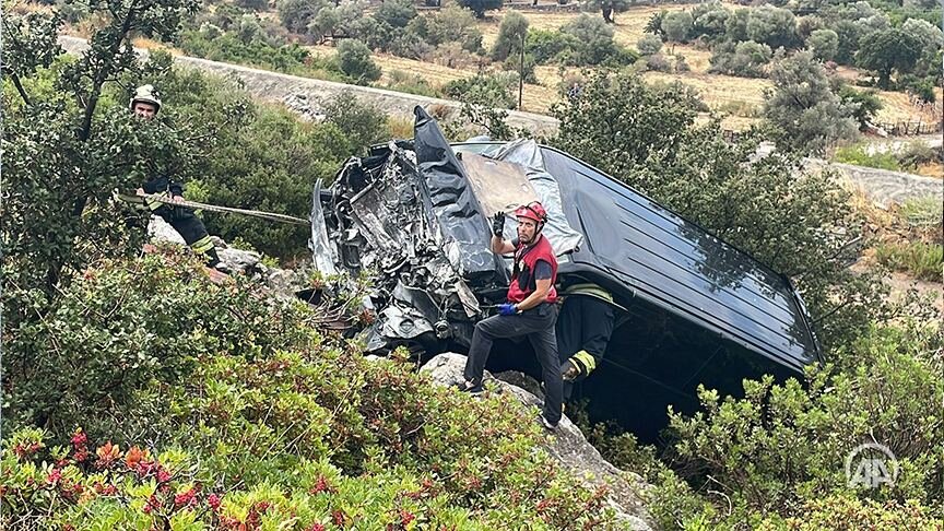 تصاویر هولناک از تصادف ابراهیم تاتلیس / آخرین وضعیت خواننده معروف ترکیه