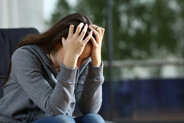 از کجا بدانیم افسرده هستیم یا غمگین؟ از کجا بدانیم افسرده هستیم یا غمگین؟