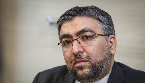 عمویی: ایران با همه طرف های عراقی ارتباط دارد اما در تحولات این کشور دخالت نمی کند عمویی: ایران با همه طرف های عراقی ارتباط دارد اما در تحولات این کشور دخالت نمی کند