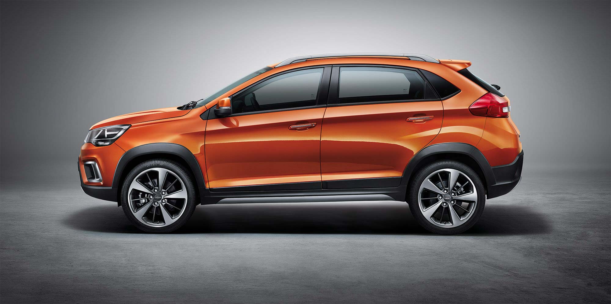 قیمت انواع خودرو ام وی ام / X۲۲ اتوماتیک ۶۰۰ میلیون شد