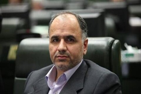 افزایش هفتگی قیمت برخی کالاها ناشی از تخلف تولیدکنندگان بود / با ورود دولت و ثبت قیمت مصوب بیش از ۵۲ هزار کالا در سامانه ۱۲۴ مبنای قیمتها مشخص و شاهد ثبات نسبی قیمتها هستیم افزایش هفتگی قیمت برخی کالاها ناشی از تخلف تولیدکنندگان بود / با ورود دولت و ثبت قیمت مصوب بیش از ۵۲ هزار کالا در سامانه ۱۲۴ مبنای قیمتها مشخص و شاهد ثبات نسبی قیمتها هستیم