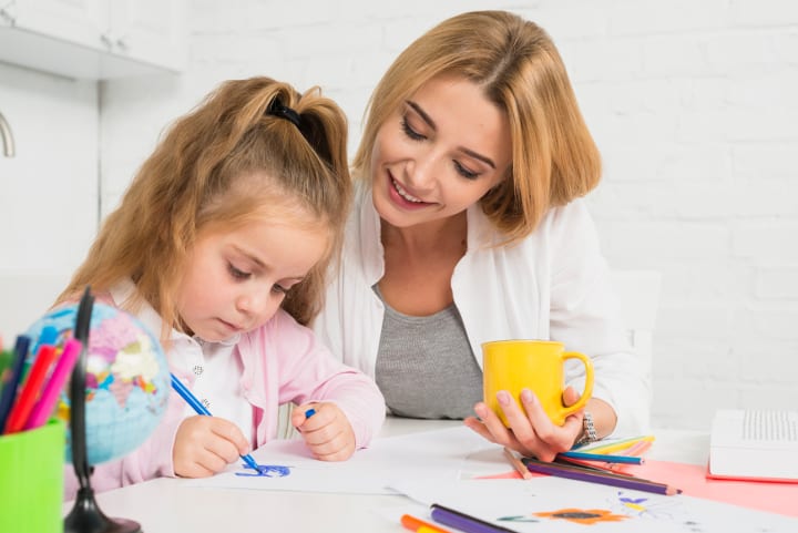 نکاتی ضروری برای تربیت فرزند دختر نکاتی ضروری برای تربیت فرزند دختر