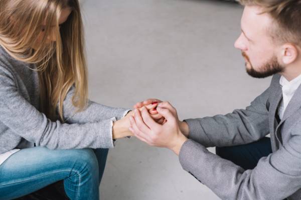 رفتار صحیح با بیماران سرطانی چطور است؟