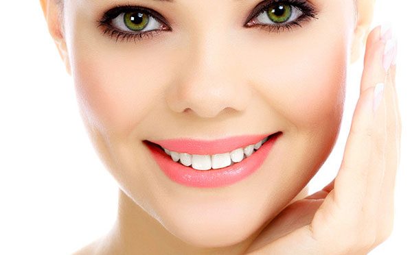 نکاتی که متخصصان پوست به ما نمی گویند نکاتی که متخصصان پوست به ما نمی گویند