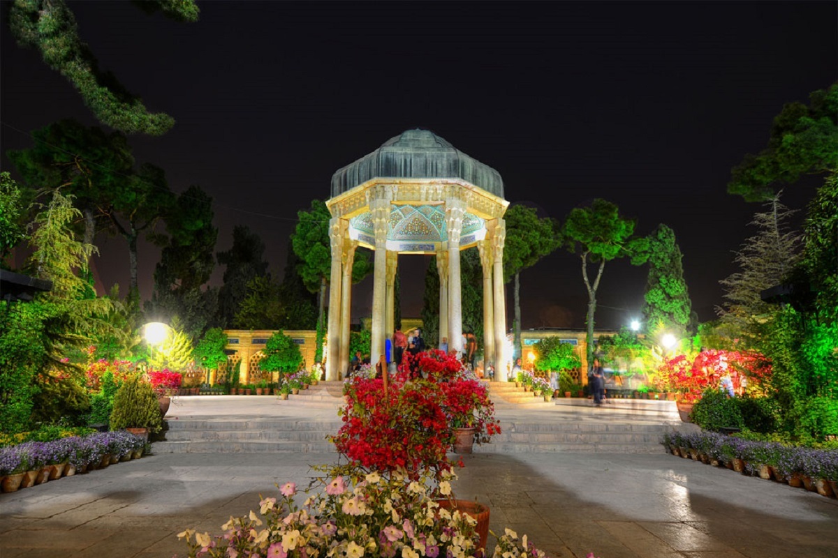 فال حافظ امروز چهارشنبه ۲۷ مهر با تفسیر دقیق + توصیه حافظ به متولدین تیرماه فال حافظ امروز چهارشنبه ۲۷ مهر با تفسیر دقیق + توصیه حافظ به متولدین تیرماه