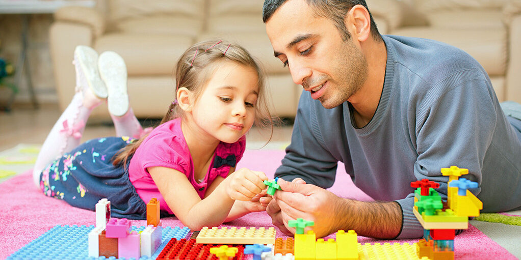 نکاتی برای داشتن فرزندی قوی و شکیبا نکاتی برای داشتن فرزندی قوی و شکیبا