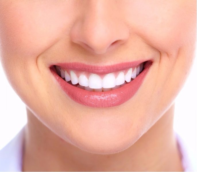 روکش، لمینت، کامپوزیت چه تفاوت هایی با هم دارند؟ / این نکات را برای ترمیم دندان بدانید روکش، لمینت، کامپوزیت چه تفاوت هایی با هم دارند؟ / این نکات را برای ترمیم دندان بدانید