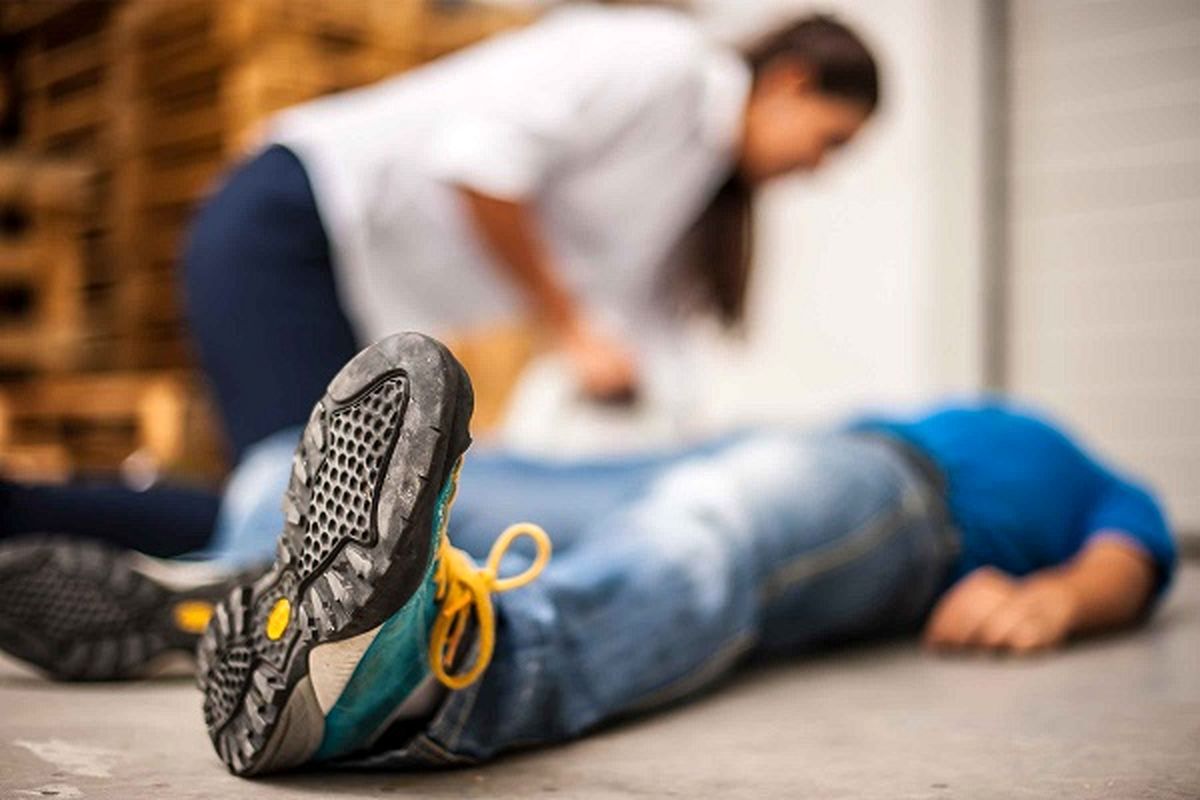 دلایل مختلف غش کردن و حمله قلبی دلایل مختلف غش کردن و حمله قلبی