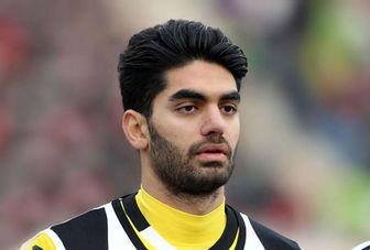 علی کریمی در ترکیه آفتابی شد