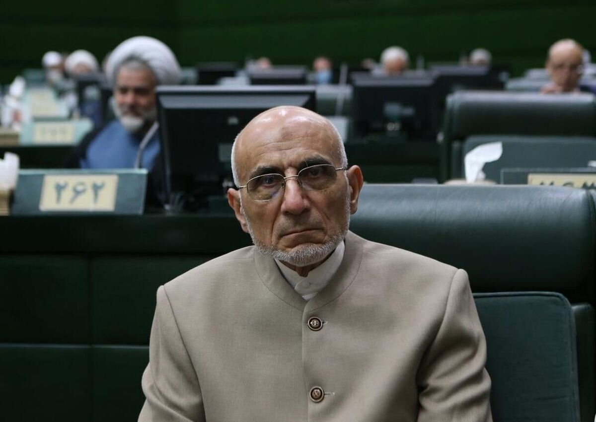 میرسلیم: قبل از ناآرامی ها افرادی را در خیابان دیدم که لخت مادرزاد بودند / بی حجابی به خاطر ضعف گشت ارشاد نیست، برنامه دشمن است میرسلیم: قبل از ناآرامی ها افرادی را در خیابان دیدم که لخت مادرزاد بودند / بی حجابی به خاطر ضعف گشت ارشاد نیست، برنامه دشمن است