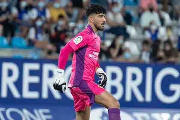 دروازه بان مورد علاقه کی روش نیمکت نشین شد