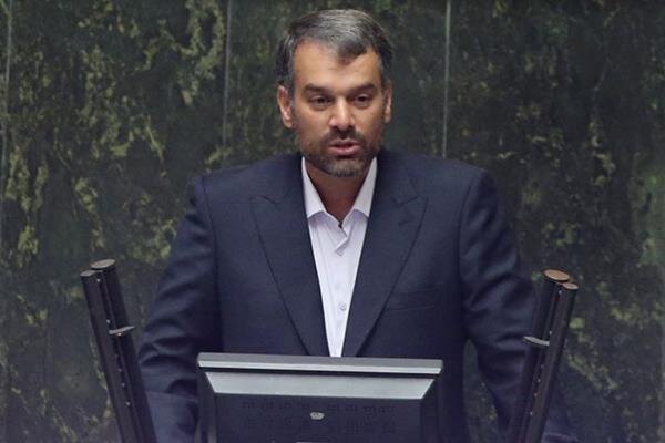 نماینده مجلس: با دانشجویان فحاش مطابق قانون برخورد می شود نماینده مجلس: با دانشجویان فحاش مطابق قانون برخورد می شود