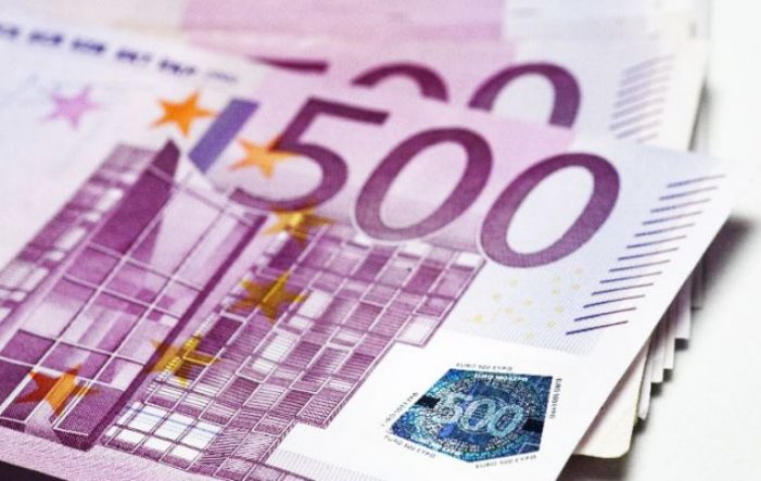 قیمت یورو امروز ۱۱ آبان ماه ۱۴۰۱ قیمت یورو امروز ۱۱ آبان ماه ۱۴۰۱