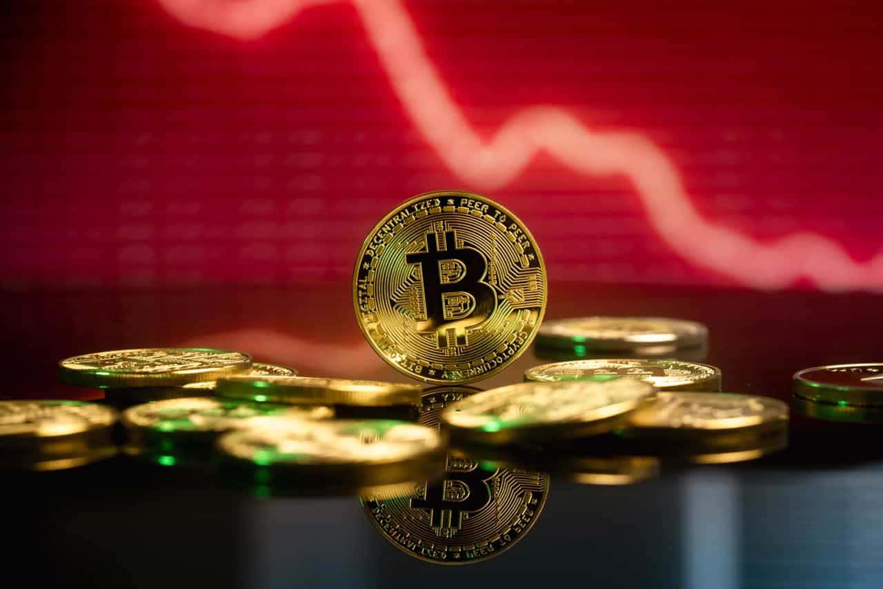 سایه بحران FTX بر بازار کریپتو/ سقوط قیمت بیت کوین به کانال ۱۸ هزار دلاری سایه بحران FTX بر بازار کریپتو/ سقوط قیمت بیت کوین به کانال ۱۸ هزار دلاری