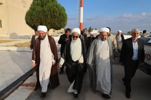 سفر هیات اعزامی از سوی رهبر معظم انقلاب به زابل سفر هیات اعزامی از سوی رهبر معظم انقلاب به زابل