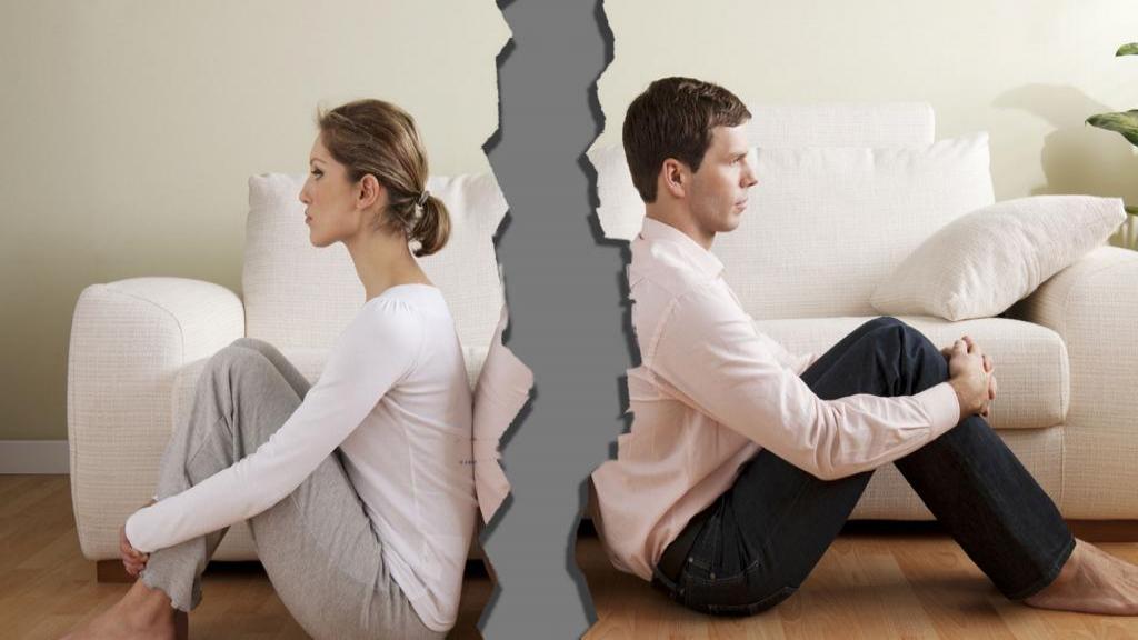 اسرار حفظ زندگی؛ چطور مانع طلاق عاطفی شویم؟ / شرط مهم حفظ ارتباط احساسی با همسر اسرار حفظ زندگی؛ چطور مانع طلاق عاطفی شویم؟ / شرط مهم حفظ ارتباط احساسی با همسر