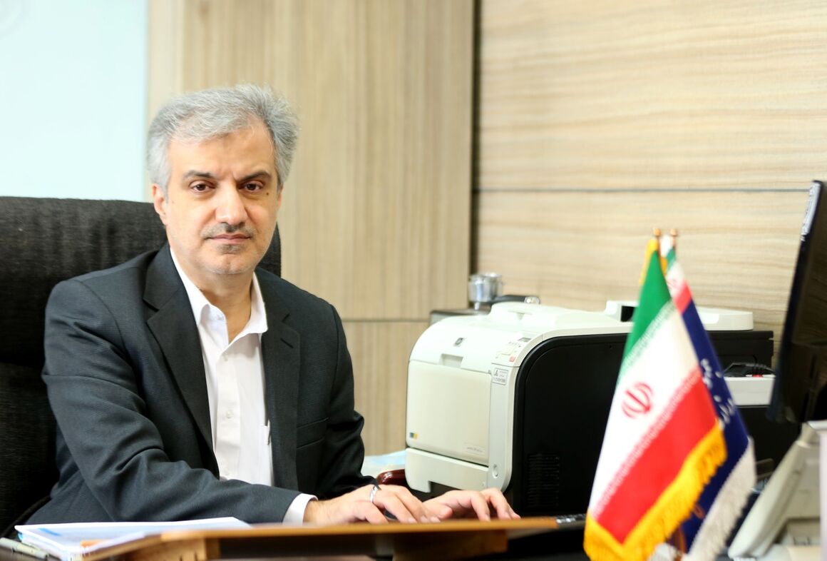 هدف ما فناورانه کردن و دانش بنیان کردن صنعت نفت است هدف ما فناورانه کردن و دانش بنیان کردن صنعت نفت است