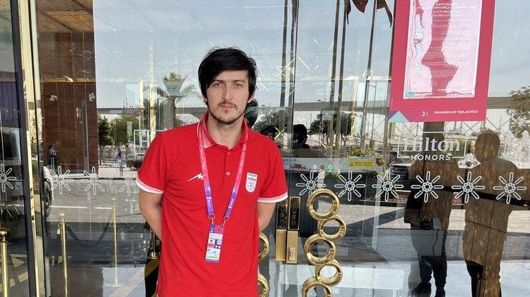 سردار آزمون مقابل انگلیس بازی می کند؟ سردار آزمون مقابل انگلیس بازی می کند؟