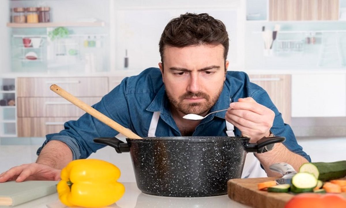 چرا وقتی مریض می شویم مزه غذاها را نمی فهمیم؟ + دلایل از بین رفتن حس چشایی هنگام سرماخوردگی