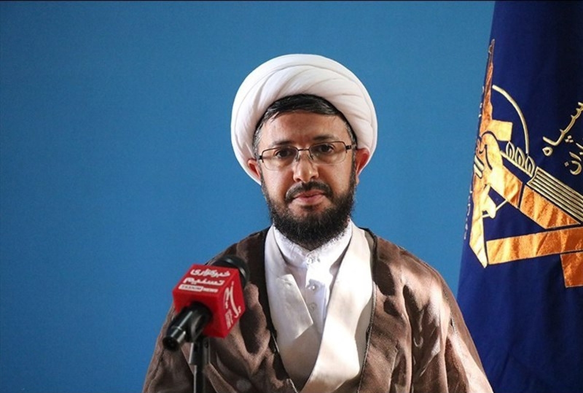 نماینده مجلس: گشت ارشاد کلاً جمع نشده است / به دلیل کمبود نیروی انتظامی فعلا فعالیت ندارد نماینده مجلس: گشت ارشاد کلاً جمع نشده است / به دلیل کمبود نیروی انتظامی فعلا فعالیت ندارد