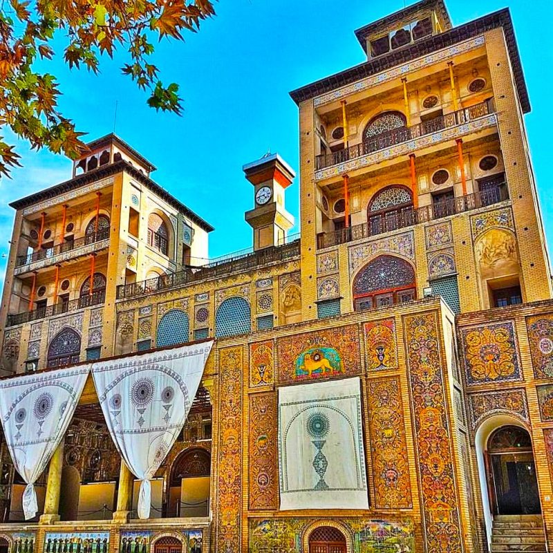 پاییز در تهران کجا برویم؟ / معرفی عمارت شمس العماره + نشانی و ساعات بازدید