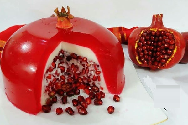 طرز تهیه کرم انار؛ دسر خوشرنگ ویژه شب های یلدایی طرز تهیه کرم انار؛ دسر خوشرنگ ویژه شب های یلدایی