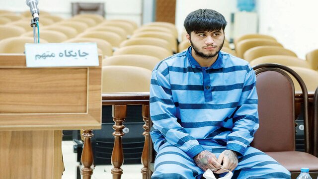 اجرای حکم اعدام ماهان صدرات متوقف شد اجرای حکم اعدام ماهان صدرات متوقف شد