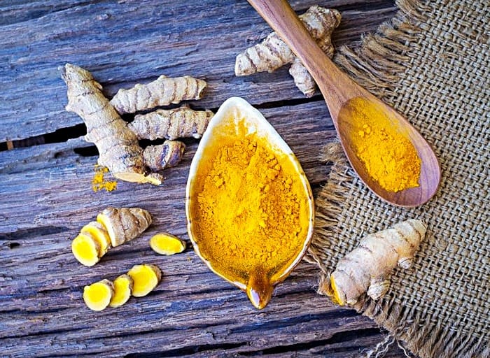 ادویه های مناسب برای فصل زمستان ادویه های مناسب برای فصل زمستان
