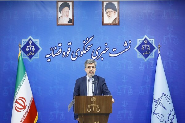 قوه قضاییه نسبت به افراد شاخص مدارا کرد / تشکیل پرونده قضایی برای ۴ شرکت دارویی قوه قضاییه نسبت به افراد شاخص مدارا کرد / تشکیل پرونده قضایی برای ۴ شرکت دارویی