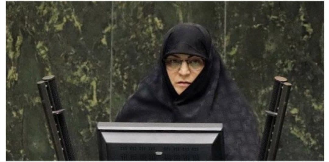 عضو فراکسیون زنان مجلس: احتمالا برای بی حجابی به جای برخورد قضایی، محرومیت اجتماعی در نظر بگیریم عضو فراکسیون زنان مجلس: احتمالا برای بی حجابی به جای برخورد قضایی، محرومیت اجتماعی در نظر بگیریم
