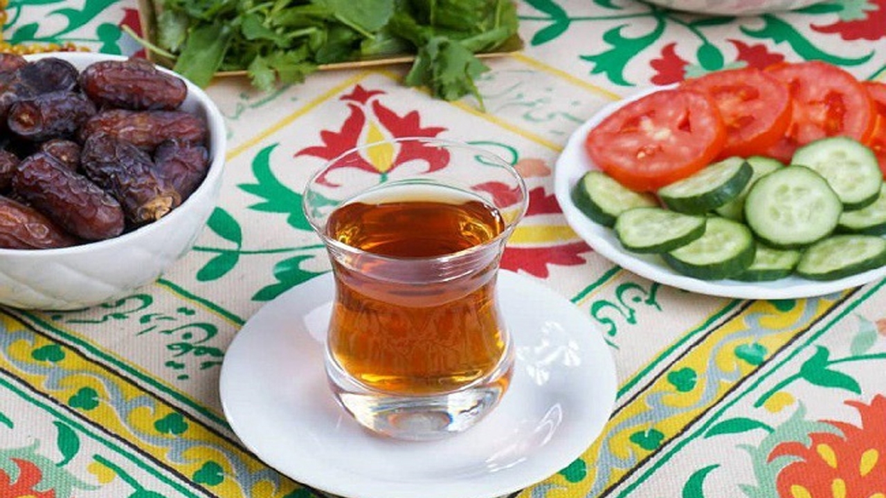 افطاری چی بخوریم؟ / بهترین مواد غذایی برای افطار افطاری چی بخوریم؟ / بهترین مواد غذایی برای افطار