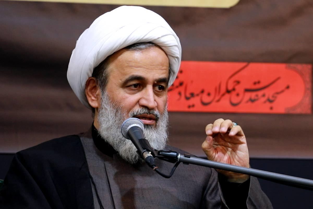 پناهیان: بی سوادها می گویند حجاب عقیده است پناهیان: بی سوادها می گویند حجاب عقیده است