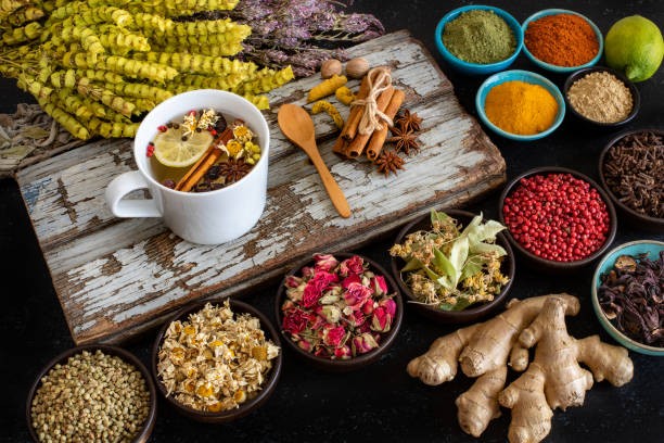 چه دمنوش و عرقیجاتی در ماه رمضان مصرف کنیم؟ چه دمنوش و عرقیجاتی در ماه رمضان مصرف کنیم؟