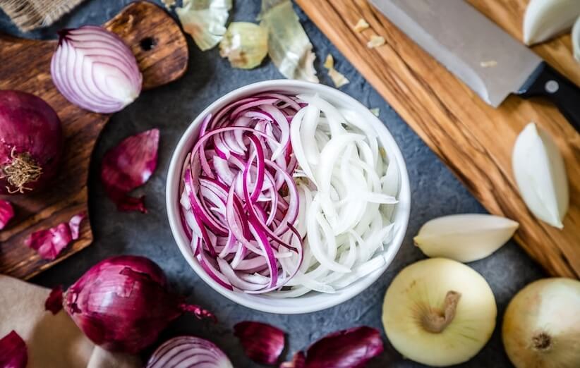 به این ۵ دلیل بیشتر پیاز بخورید به این ۵ دلیل بیشتر پیاز بخورید