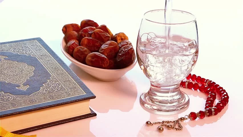 برای رفع تشنگی در ماه رمضان چه کار کنیم؟ برای رفع تشنگی در ماه رمضان چه کار کنیم؟