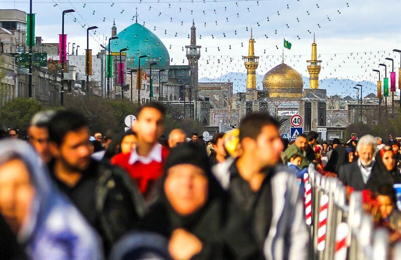 حضور زائران در مشهد ۵ میلیونی شد حضور زائران در مشهد ۵ میلیونی شد