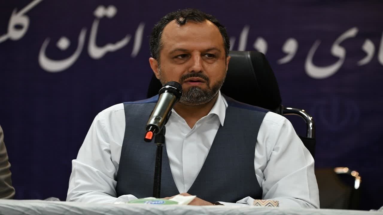 خاندوزی: افزایش سقف بانکی پیگیری می شود / برخی دستگاه ها برای از دست دادن دارایی های راکد خود مقاومت می کنند خاندوزی: افزایش سقف بانکی پیگیری می شود / برخی دستگاه ها برای از دست دادن دارایی های راکد خود مقاومت می کنند